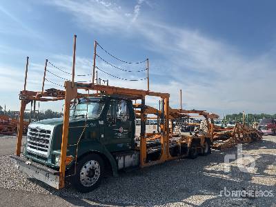 Photo of a 2007 Sterling LT9500