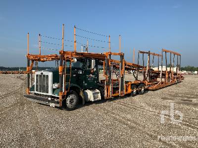 Photo of a 2014 Peterbilt 365