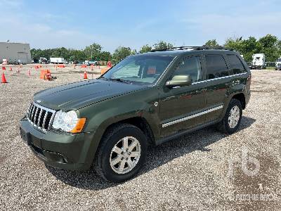 Photo of a 2009 Jeep GRAND CHEROKEE