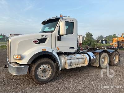 Photo of a 2016 Peterbilt 567
