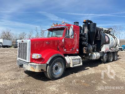 Photo of a 2015 Peterbilt 367