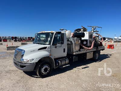 Photo of a 2018 International 4300