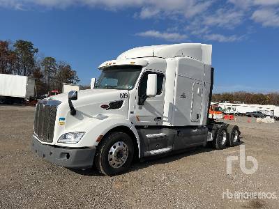 Photo of a 2017 Peterbilt 579