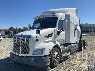 Photo of a 2017 Peterbilt 579