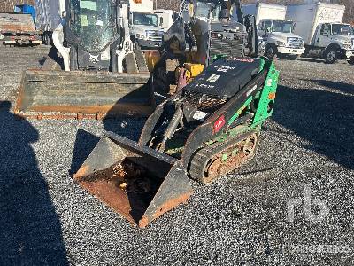 Photo of a 2018 Toro DINGO TX427