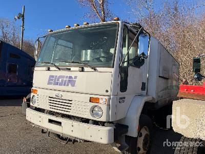 Photo of a 2000 Sterling SC8000