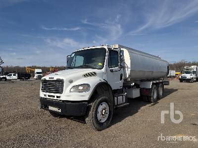 Photo of a 2011 Freightliner M2 106