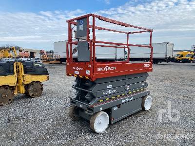Photo of a 2015 Skyjack SJIII-3226