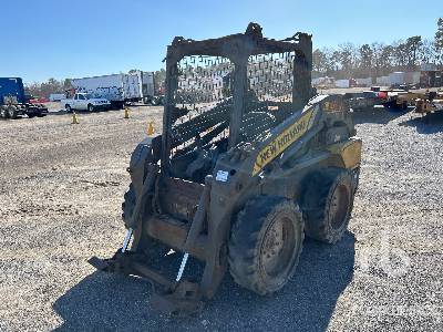 Photo of a 2013 New Holland L218