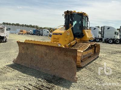 Photo of a 2021 Komatsu D61PXI-24