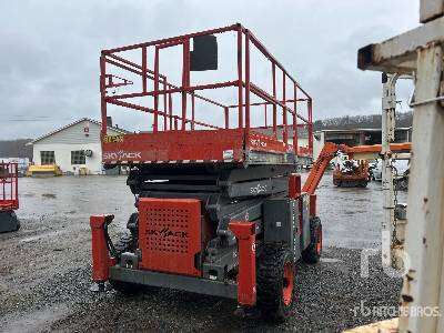 Photo of a 2018 Skyjack SJ8841