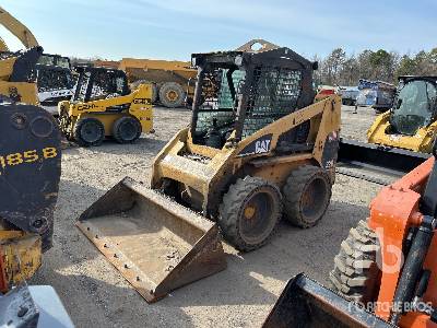 Photo of a 2003 Caterpillar 226