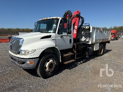 Photo of a 2012 International 4400