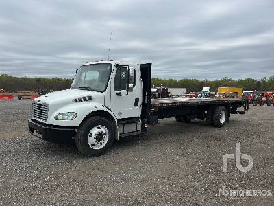 Photo of a 2016 Freightliner M2 106