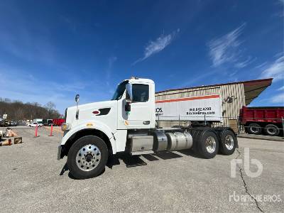 Photo of a 2019 Peterbilt 567