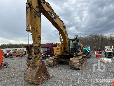 Photo of a 2006 Caterpillar 325C LCR
