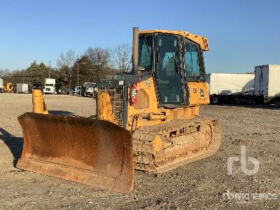Photo of a 2010 John Deere 650J XLT