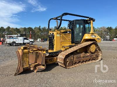 Photo of a 2015 Caterpillar D6N XL