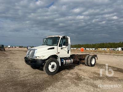 Photo of a 2016 International 4300