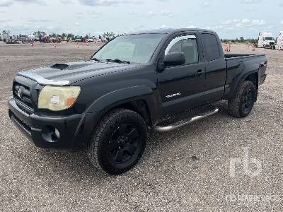 Photo of a 2006 Toyota TACOMA