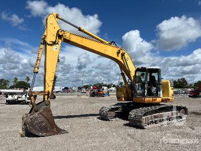 Photo of a 2005 Komatsu PC228USLC-3N0