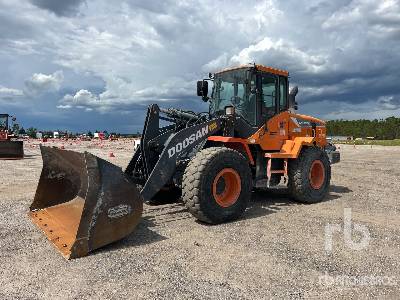 Photo of a 2020 Doosan DL250-5