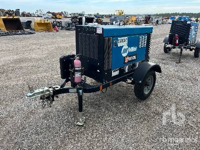 Photo of a 2020 Miller BIG BLUE 400