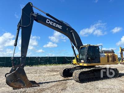 Photo of a 2017 John Deere 350GLC
