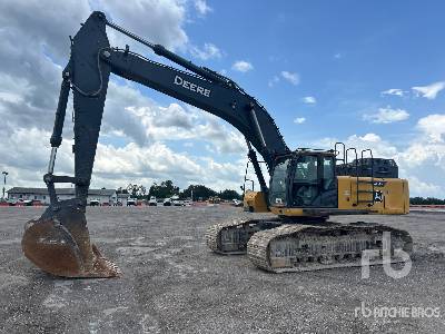 Photo of a 2021 John Deere 470GLC