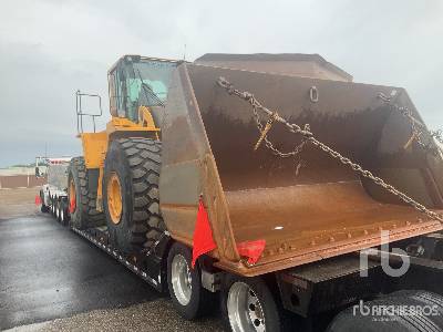 Photo of a 2008 Volvo L220F
