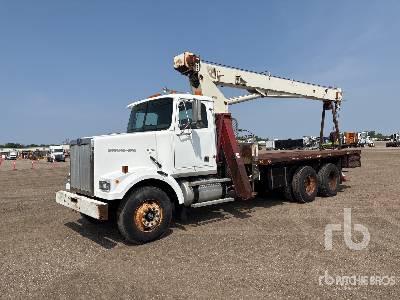 Photo of a 2001 Western Star 4800