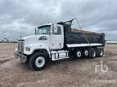 Photo of a 2018 Western Star 4700SF