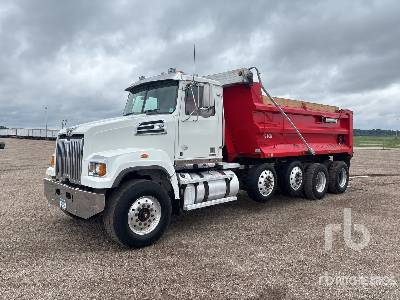 Photo of a 2018 Western Star 4700SF