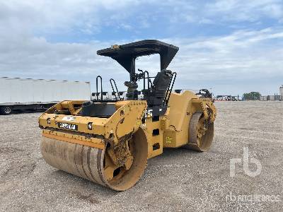 Photo of a 2011 Caterpillar CB64