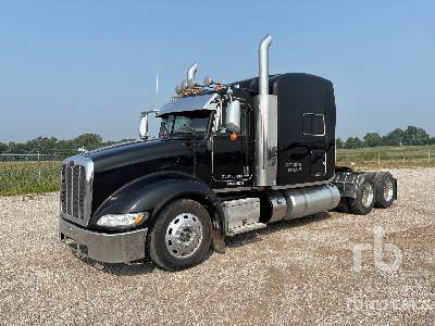 2012 PETERBILT  386  6x4  Truck Tractor (T/A)