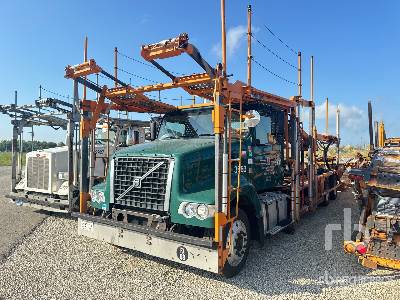 2014 VOLVO  VAH  (Inoperable)  Car Hauler Truck