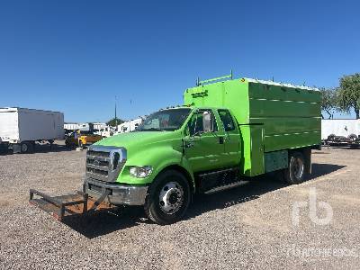 Photo of a 2005 Ford F-650