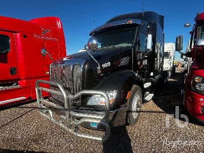 Photo of a 2017 Peterbilt 579