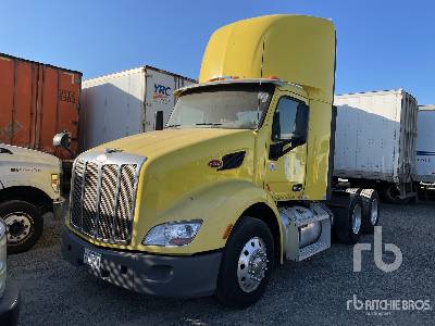 Photo of a 2018 Peterbilt 579