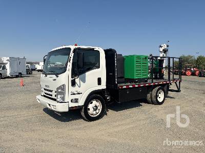 Photo of a 2022 Isuzu NPR