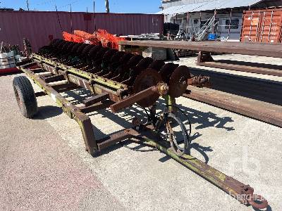  John Deere 13 ft Tandem