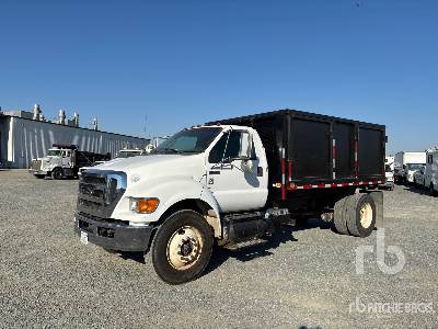 Photo of a 2011 Ford F-750