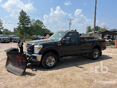 2012 FORD  F-250  XL 4x4  Plow Truck
