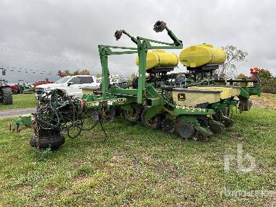 1998 JOHN DEERE 1780 12 Row No-Till Planter 1998 JOHN DEERE 1780 12 Row No-Till Planter