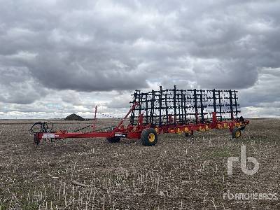 Photo of a 2004 Bourgault 7200