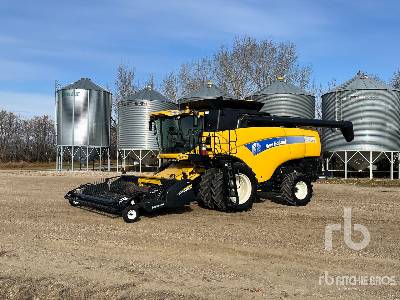 Photo of a 2012 New Holland CX8070
