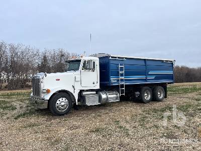 Photo of a 2004 Peterbilt 378