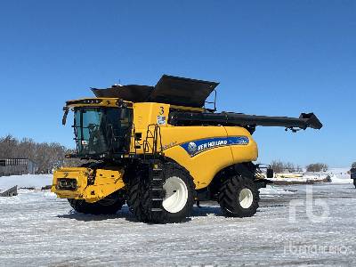 Photo of a 2020 New Holland CR9.90