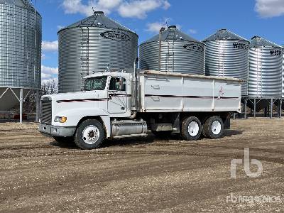 Photo of a  Freightliner 6x4