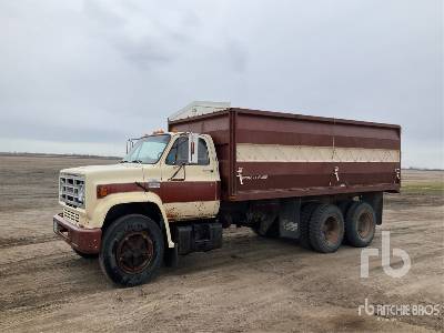 Photo of a 1976 GMC 6500